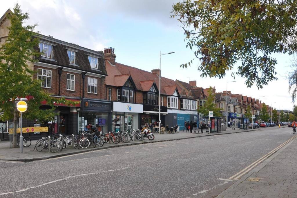 Space And Comfort In Summertown Oxford Esterno foto